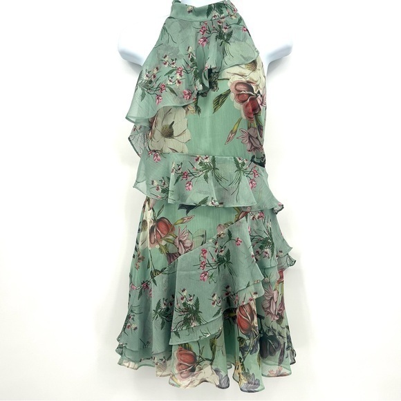 bebe Dresses & Skirts - BEBE Size 6 Light Green Fully Lined Tiered Ruffled Floral Dress EUC